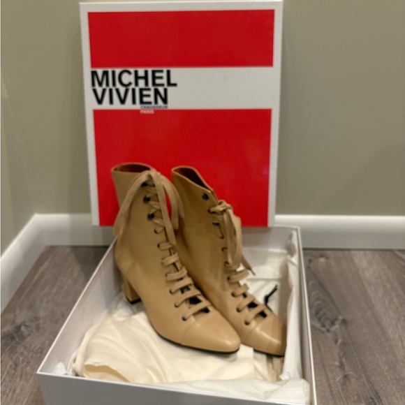 Michel Vivien Addison Granny Lace Up New Boots SZ 36